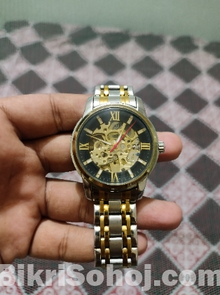 Skemi automatic watch